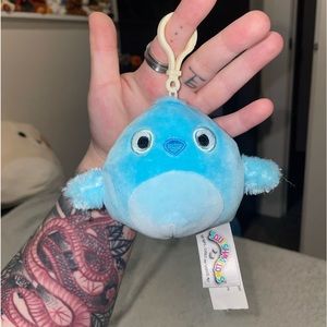 Camden the blue bird Squishmallows clip NWT
